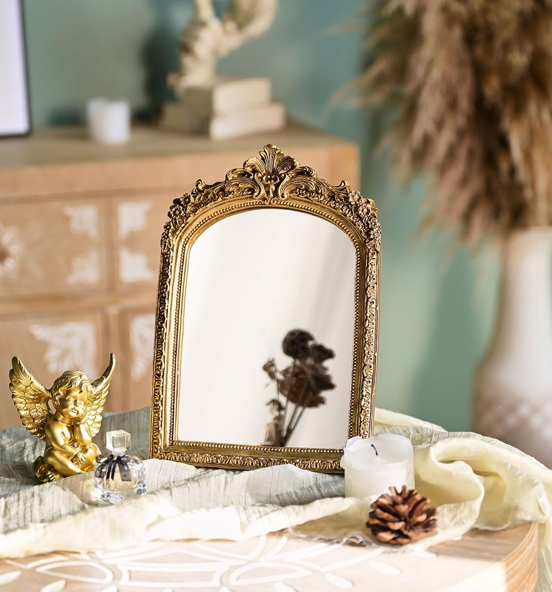 HSDDHOME Small Gold Vintage Vanity Desk Makeup Mirror Antique Decorative Wall Mirror,Resin Carved Arch Table Mirror with Stand for Living Room,Bedroom Dresser,Desktop Decor 10.2" x 7" ﻿